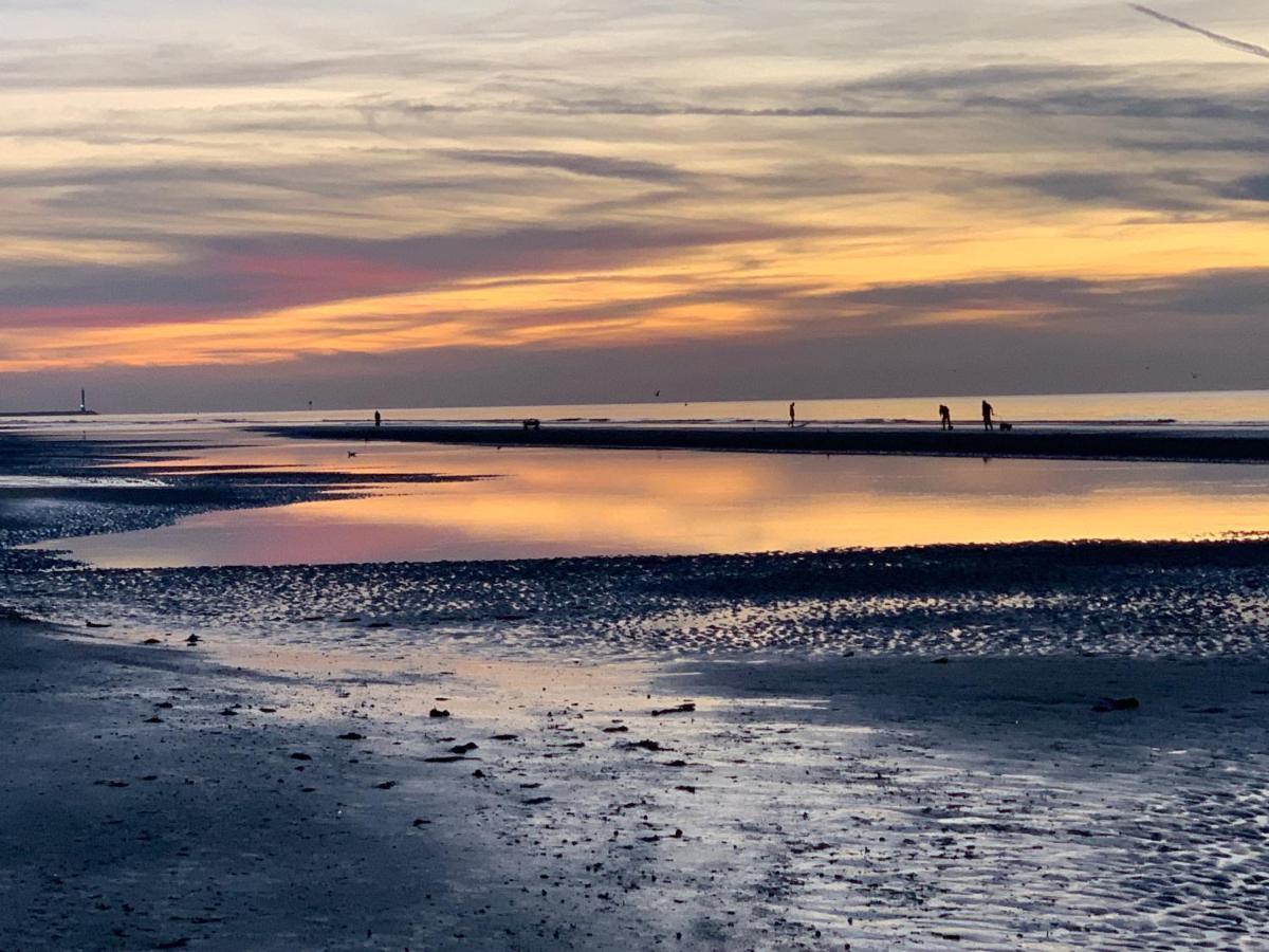 Huisjes Aan Zee De Haan Luaran gambar